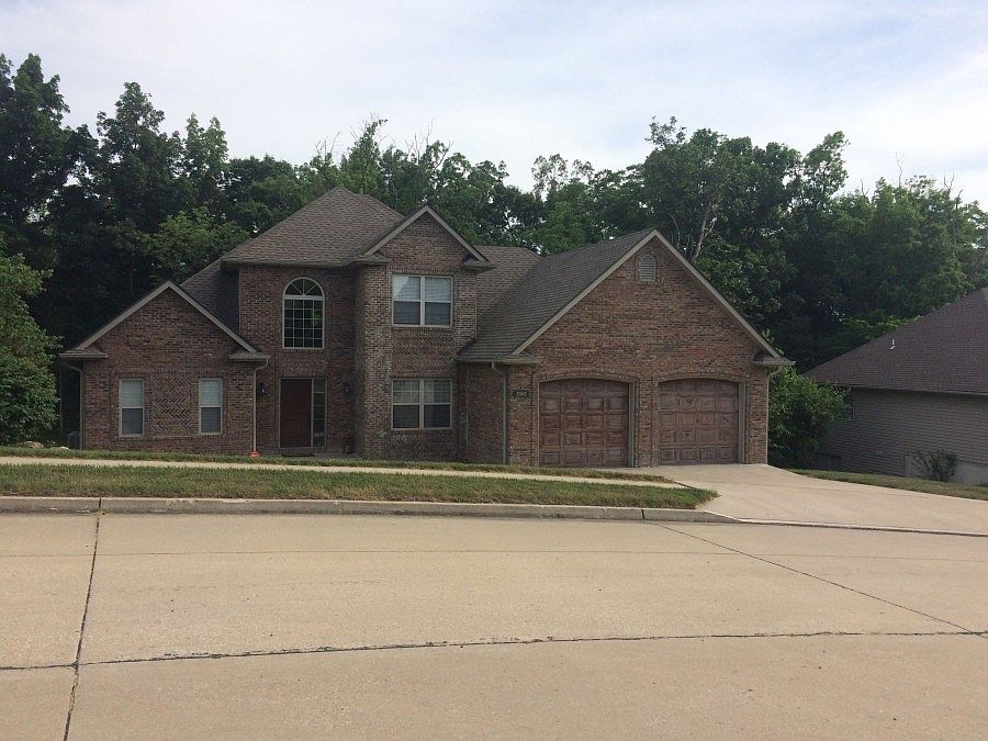 2nd image of 3906 Trefoil Dr
