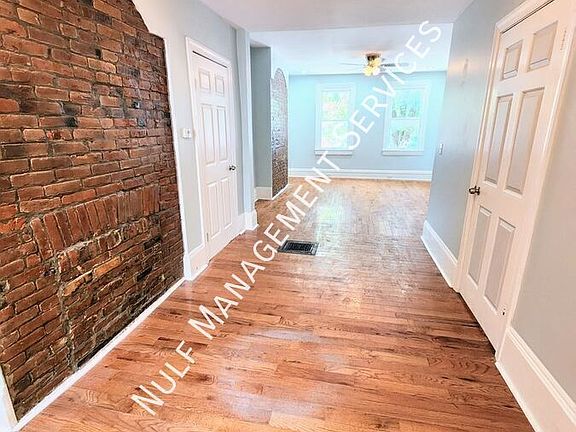 3rd image of 4058 Penn Ave #1