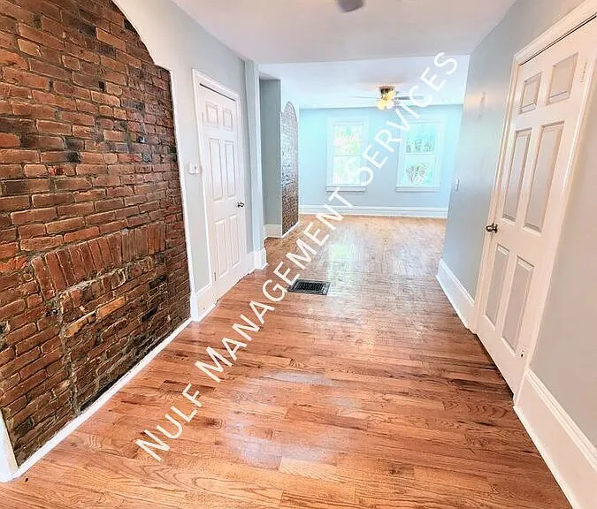 4058 Penn Ave #1 — Photo 3