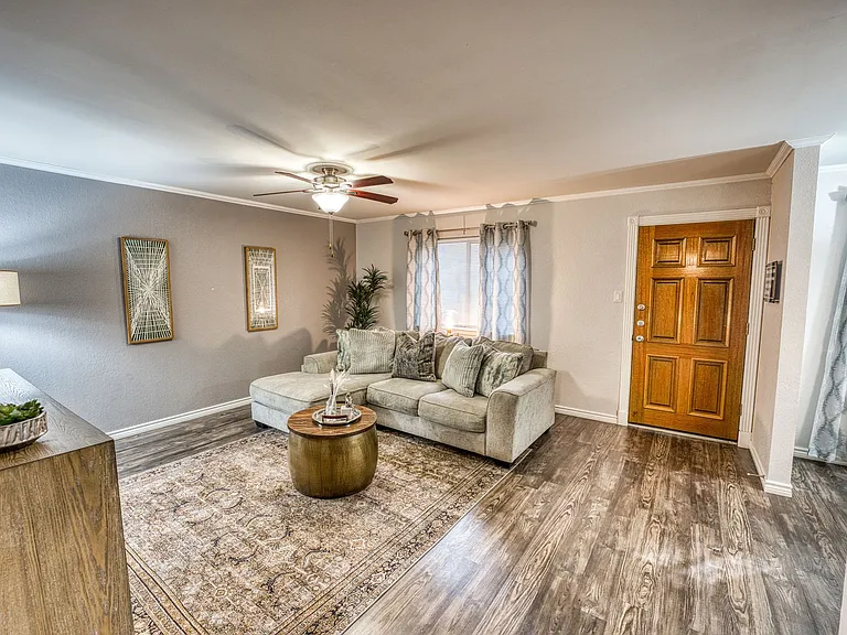 Juniper Springs Apartments — Photo 27