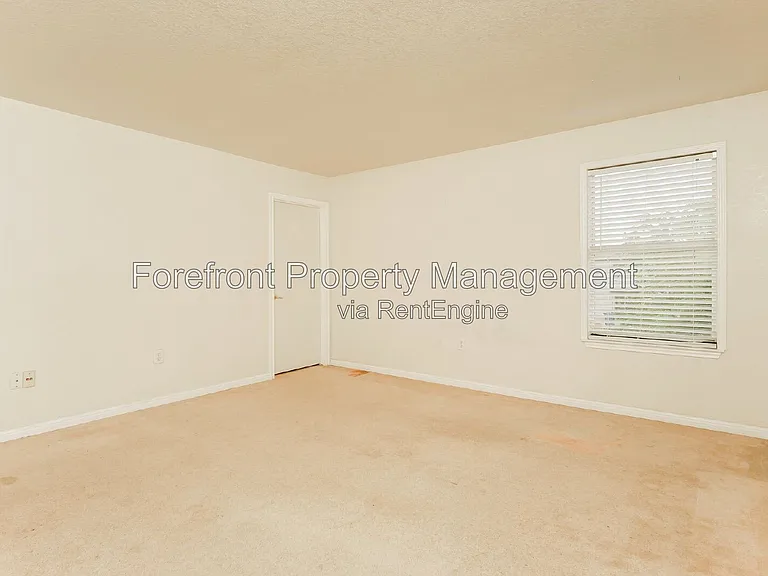 5915 Iris Isle — Photo 11
