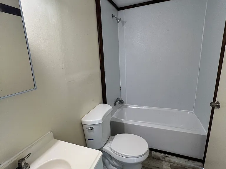 401 Dardouk Dr — Photo 5