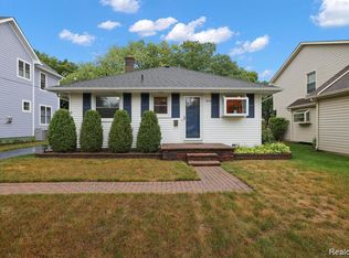 836 Miller Ave, Rochester, MI 48307