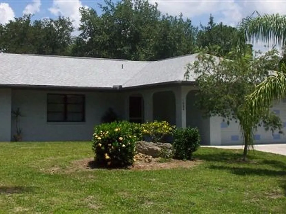 1024 Arden Ter