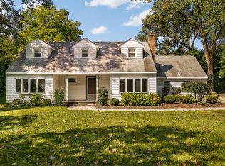 948 N Princeton Ave, Villa Park, IL