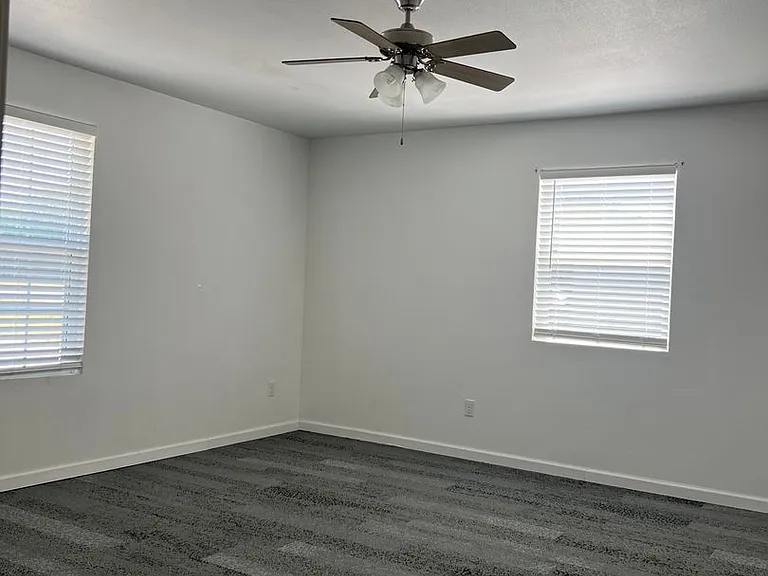 4400 Swede Ln — Photo 3