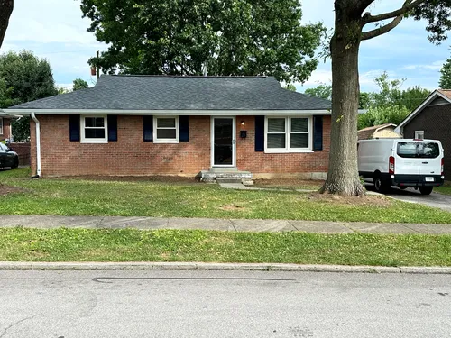324 Larkwood Dr Photo 1