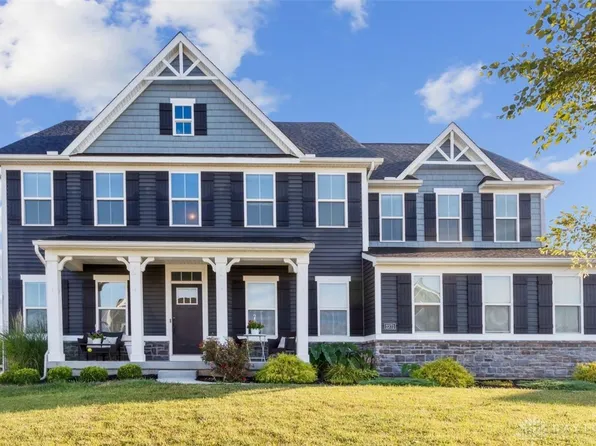 2371 Hawes Dr, Beavercreek, OH 45434