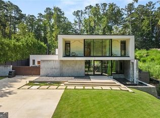 1085 Ferncliff Rd NE, Atlanta, GA 30324