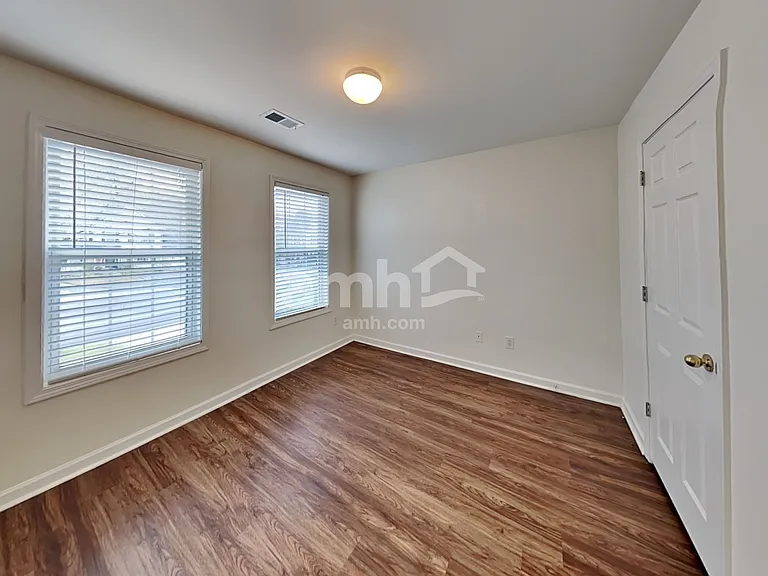 714 Ridgewood Way — Photo 17