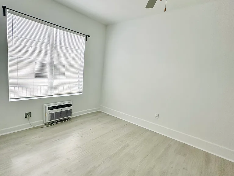 822 Meridian Ave — Photo 5