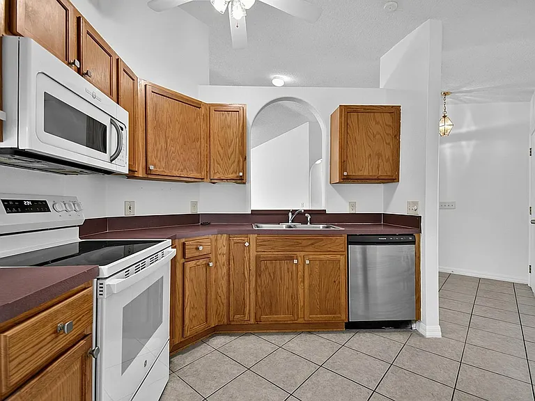 15 Renmont Ct — Photo 13