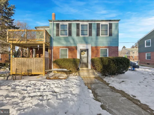 206 W Parkway Ave, Chester, PA 19013