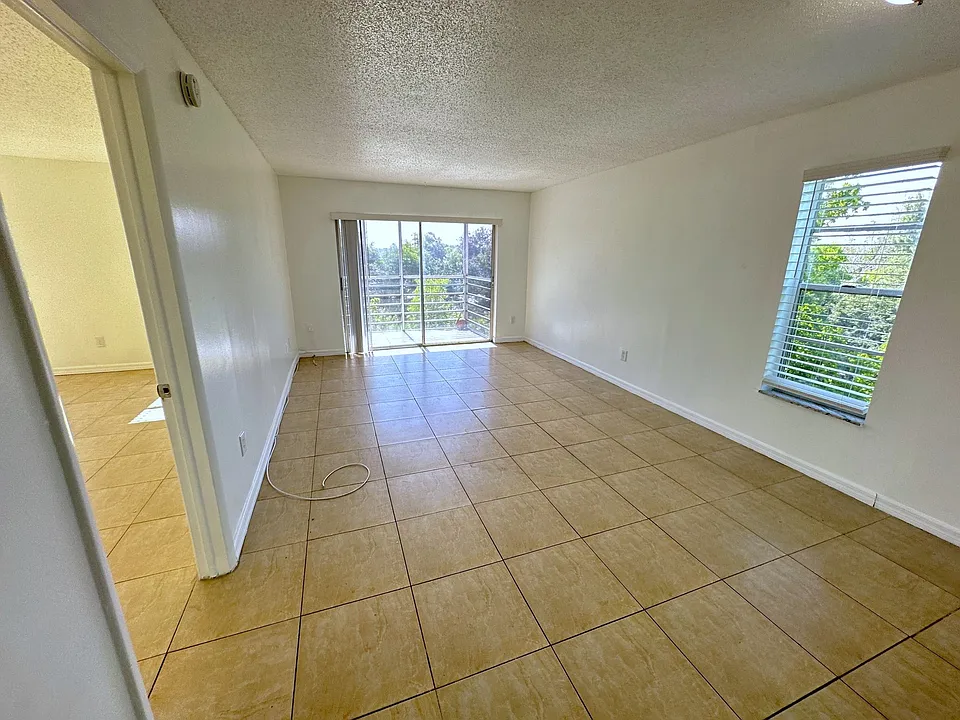 2800 NW 56th Ave #E407