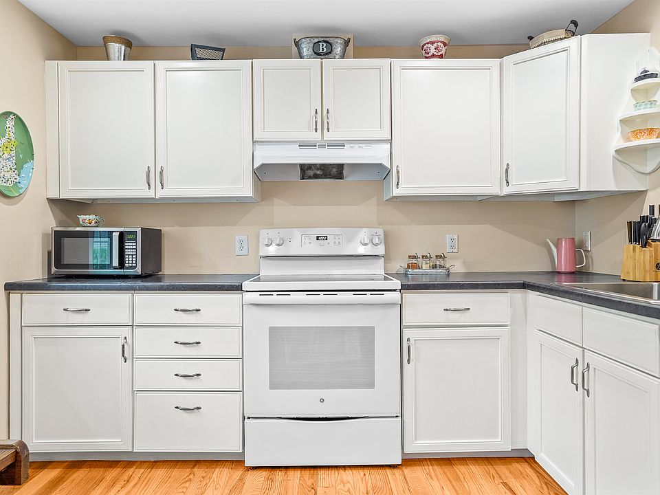 The Apartments at Cranmore Ridge Apartment Rentals Concord, NH Zillow