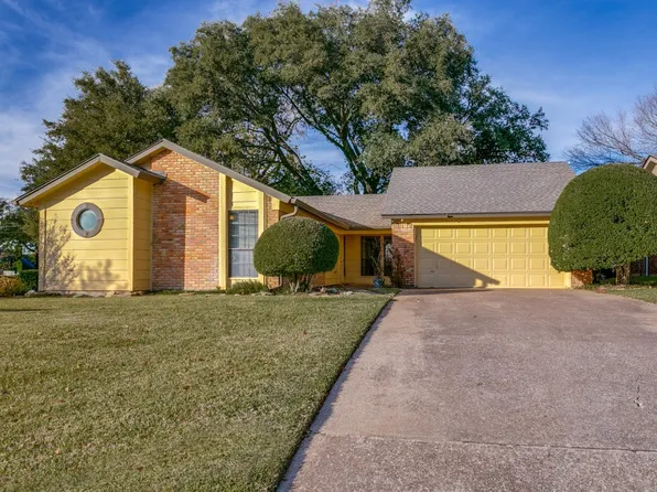 601 N Riverside Dr, Grapevine, TX 76051