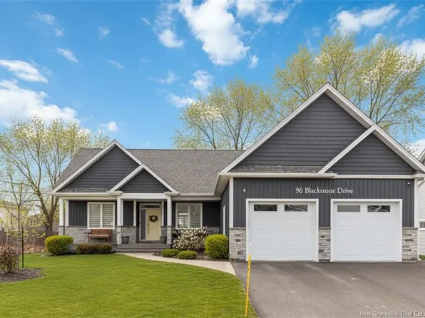 96 Blackstone Dr, Moncton, NB E1G 0X8
