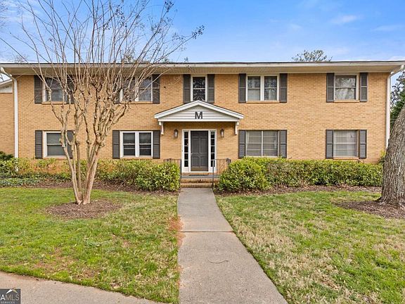 2nd image of 3510 Roswell Rd NW APT M3