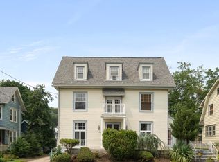 9 W Cedar Ave, Merchantville, NJ 08109