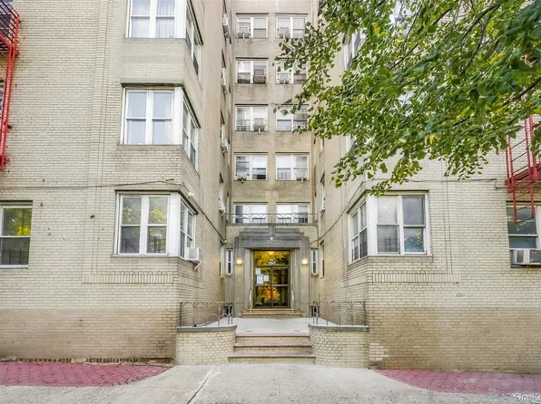 2160 Bronx Park E #5D, Bronx, NY 10462