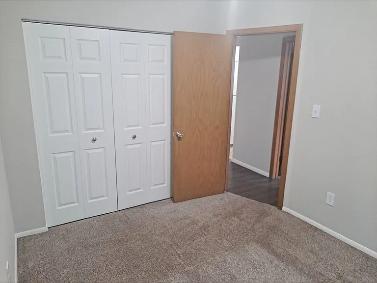 English Conway Place — Photo 44
