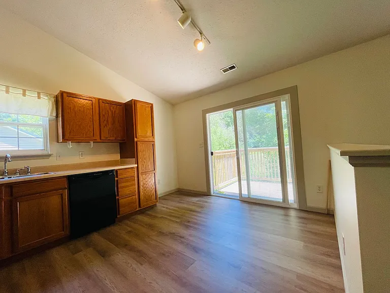 5402 N Alyssa Dr — Photo 6