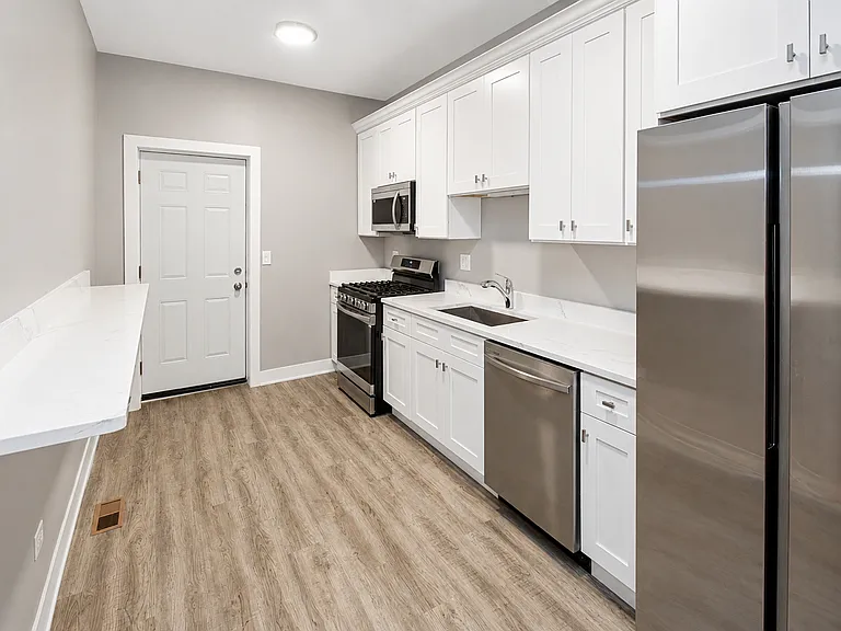 5310-12 S Harper Ave #2S — Photo 3