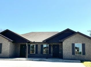 105 Wb Dye Rd, Portland, TN 37148