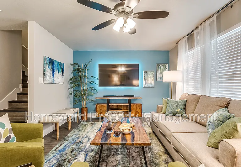 829 Juno Ln — Photo 15