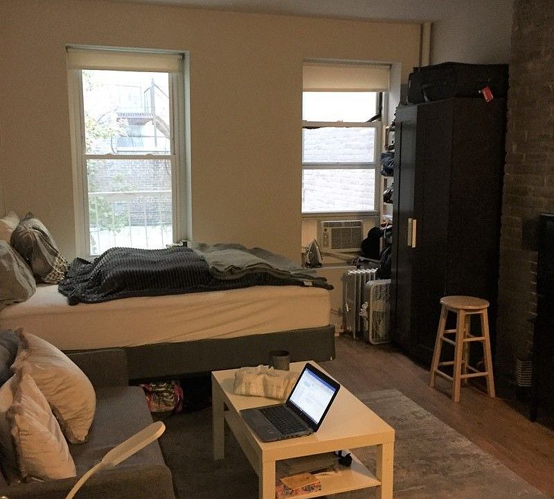 1st image of 445 W 36th St #5B