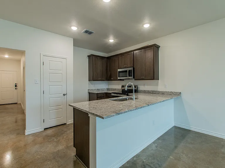 3901 Sugar Hackberry Trl #B — Photo 3