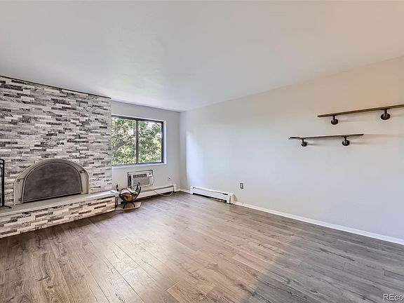 3rd image of 1008 N Corona Street #403