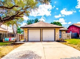 11406 Hatchet Pass Dr, San Antonio, TX 78245