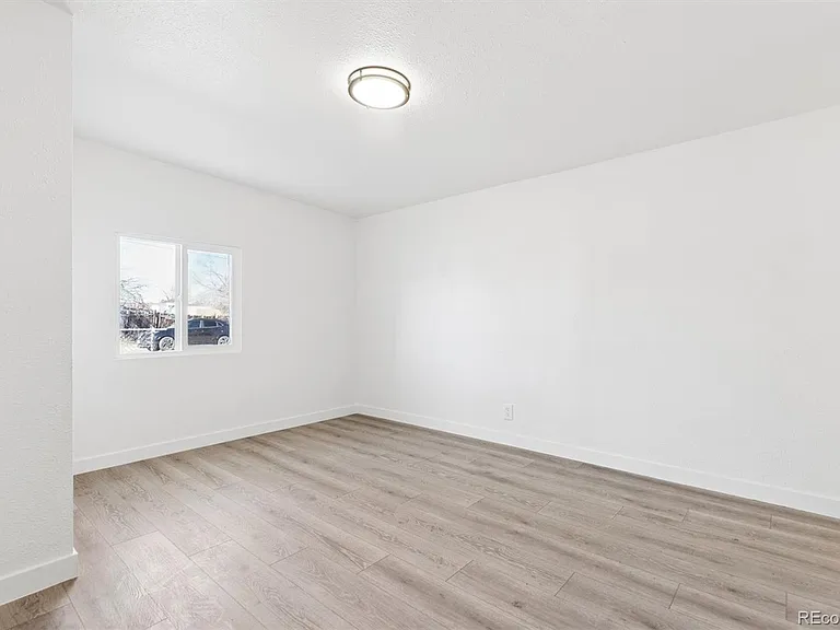 2280 S Decatur St — Photo 13