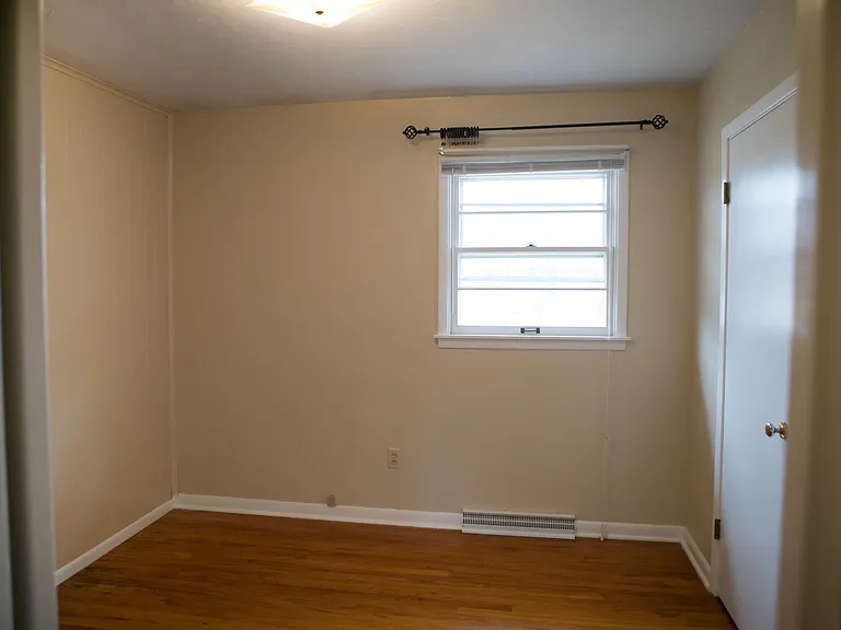 707 Sondra Ave — Photo 13