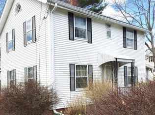 10 Barnum Pl, Taunton, MA 02780