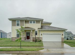 2511 Blue Heron Blvd, Sun Prairie, WI 53590