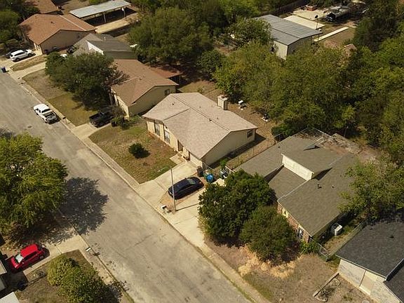 5th image of 4139 Freestone St