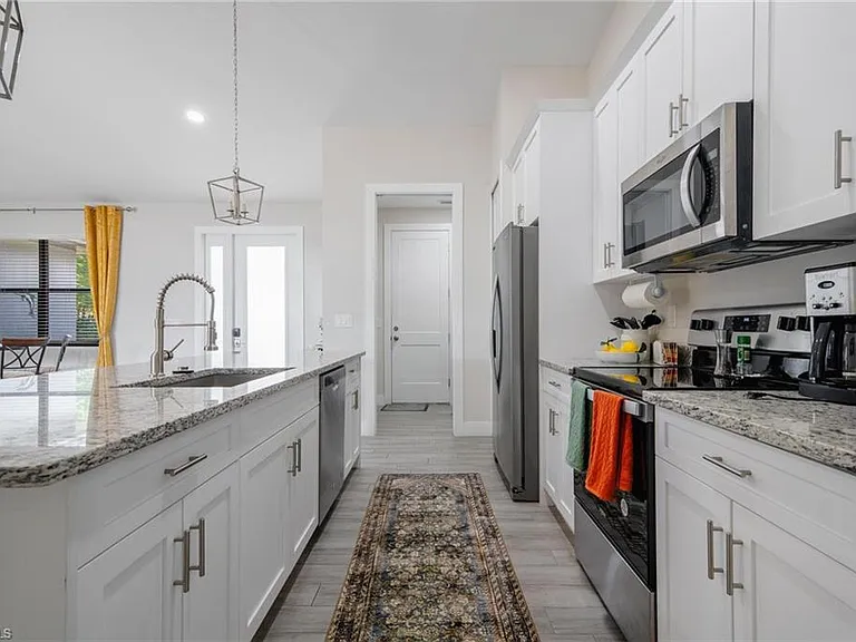 4665 Key Largo Ln — Photo 10