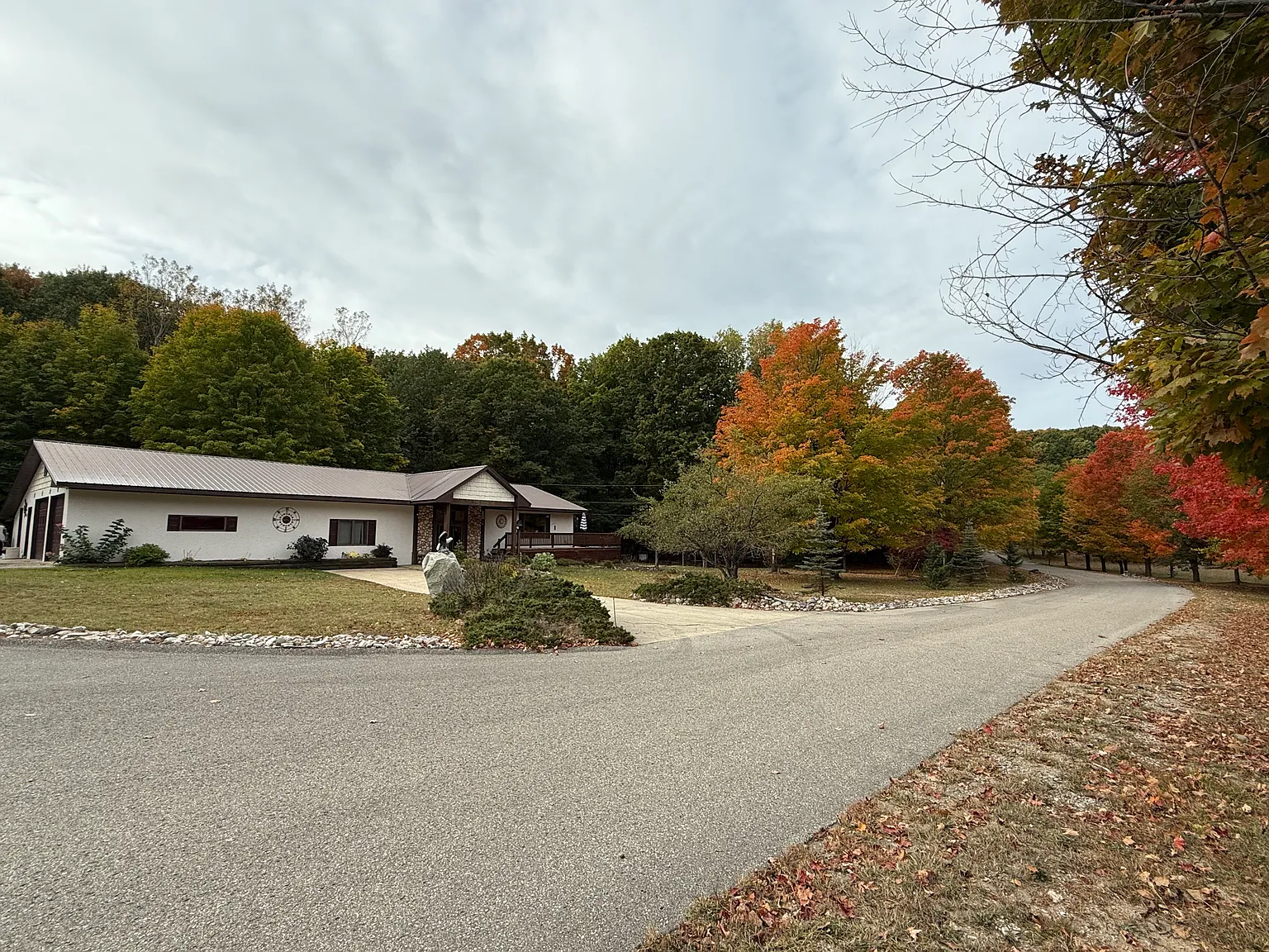 3 bed, 1791 sqft, $2,400 — Photo 2