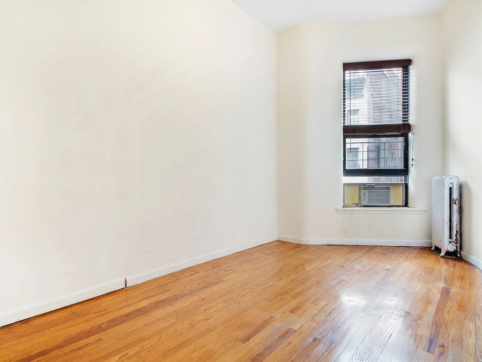 246 West 102nd Street — Photo 3