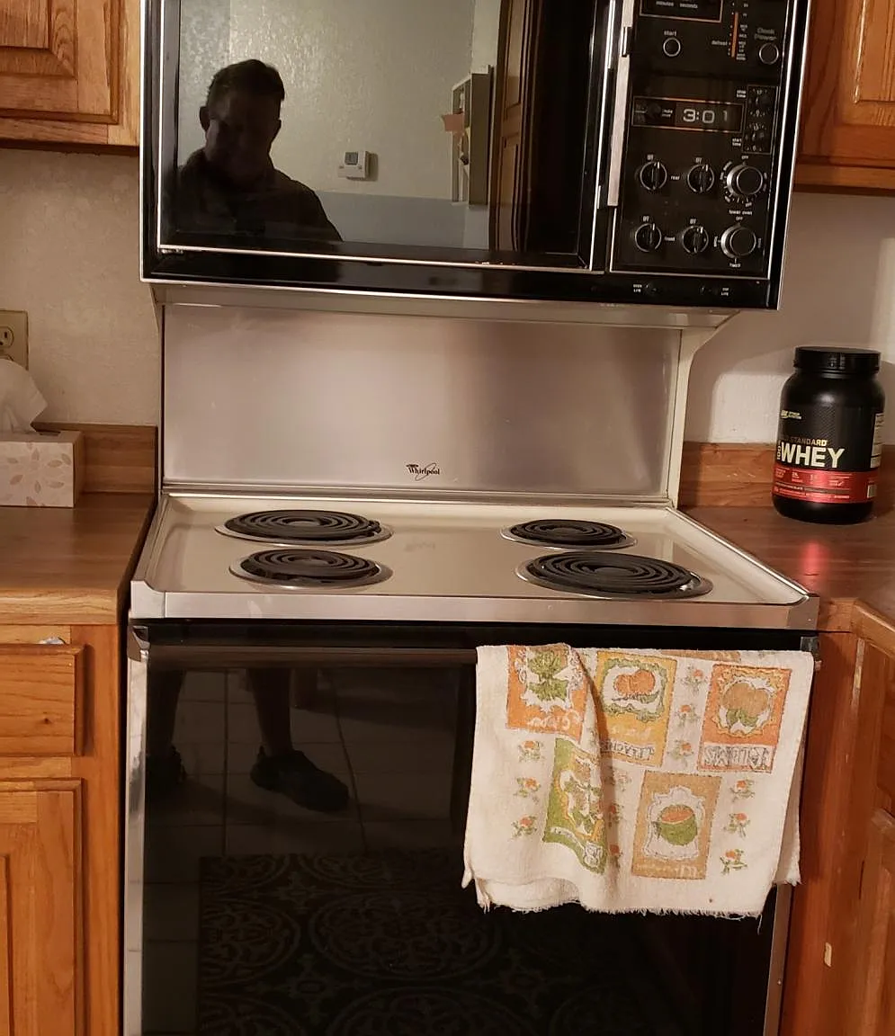 1 bed, 551 sqft, $995 — Photo 2