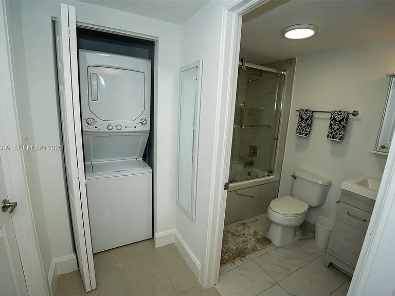 2951 S Bayshore Dr #716 — Photo 5