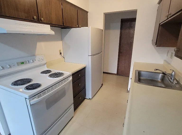 935 11th Ave S #8 — Photo 13