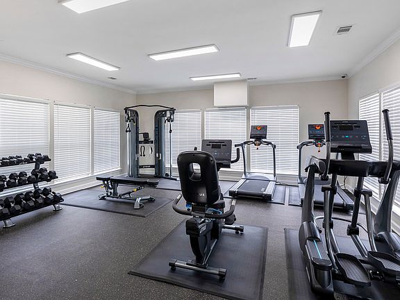 4th image of 5186 Church Lake Dr #5271-3B
