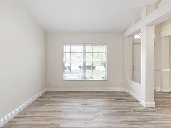 5th image of 2549 SW Savona Blvd