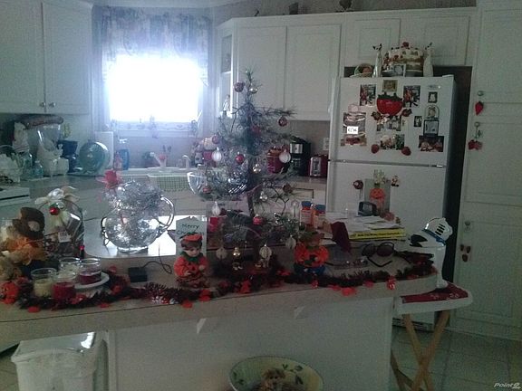 messy kitchen 20