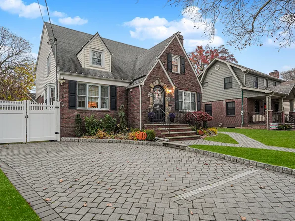 133 Goodwin Avenue image 3 of 53