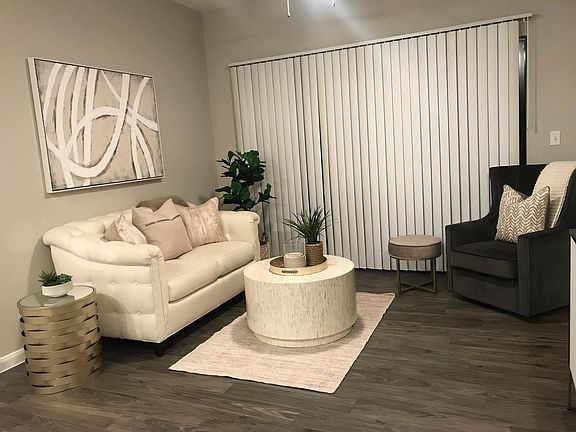 3rd image of 2914 Olmos Creek Dr APT 5108