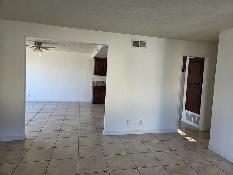 1320 E Trenton Ave — Photo 5
